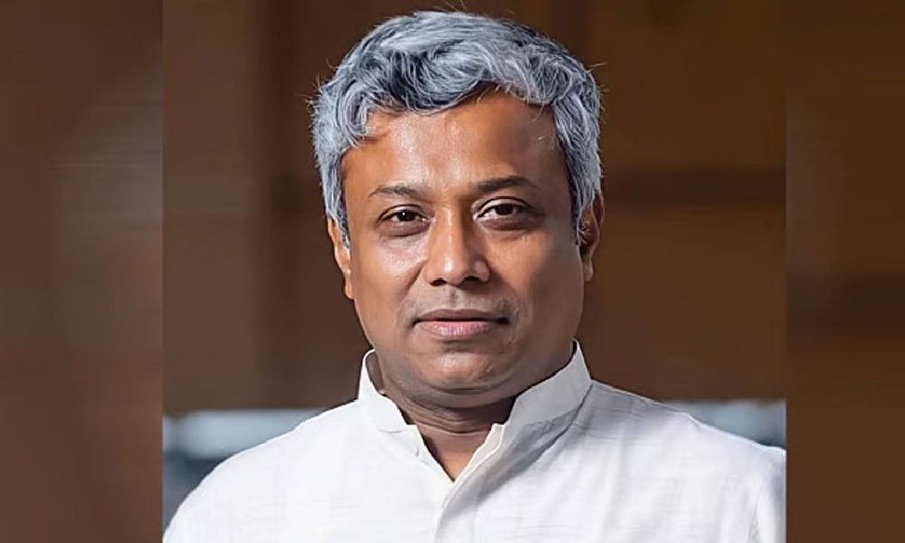 বন্যার দুর্যোগ মোকাবিলায় দায়িত্ব দিল প্রতিমন্ত্রী অমিতকে সরকার
