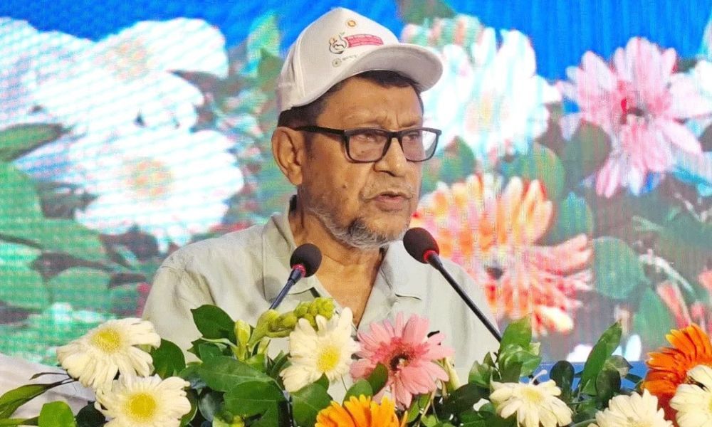 শিশুদের সু-স্বাস্থ্যে মায়ের দুধের বিকল্প নেই: স্বাস্থ্যমন্ত্রী
