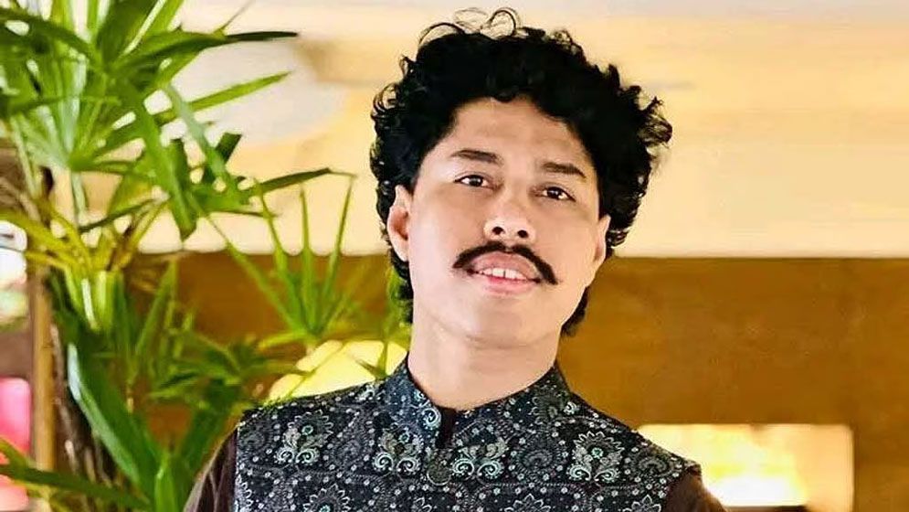 ‘শীর্ষ সন্ত্রাসী’ ডেভিড ইমনের ১০ দিনের রিমান্ড