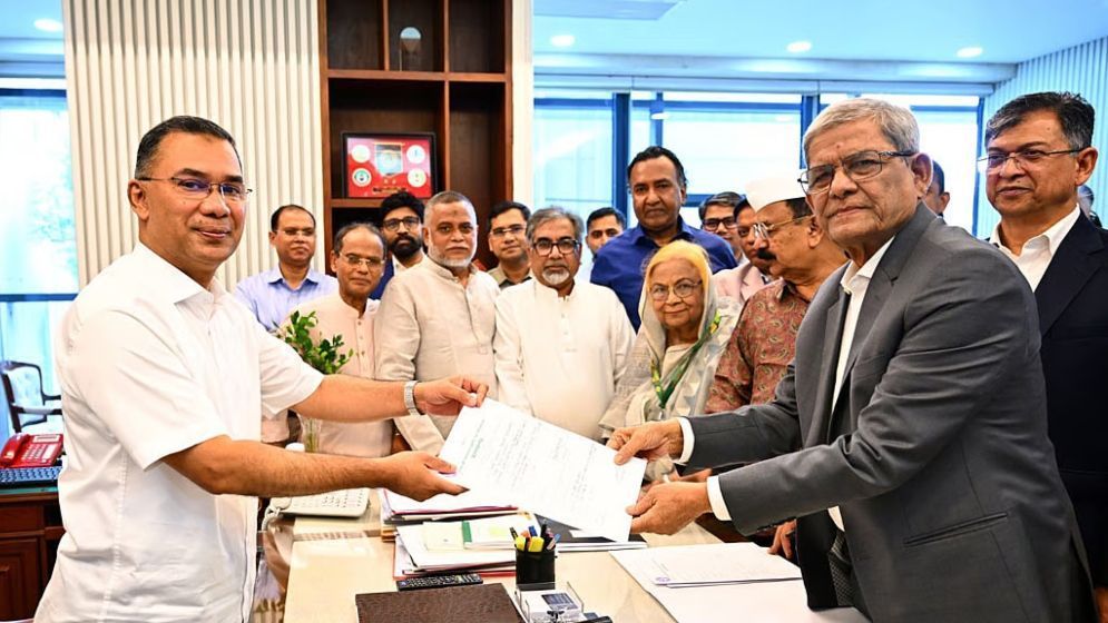 তৃণমূলের থেকে রাষ্ট্রের সর্বোচ্চ পদে বসতে যাচ্ছেন মির্জা ফখরুল