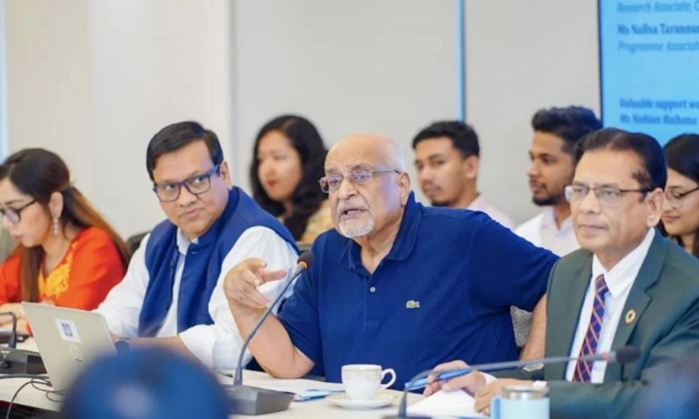 ৬ মাসে অর্থনীতিতে কিছু ইতিবাচক পরিবর্তন এলেও নেতিবাচক প্রবণতাই বেশি: সিপিডি