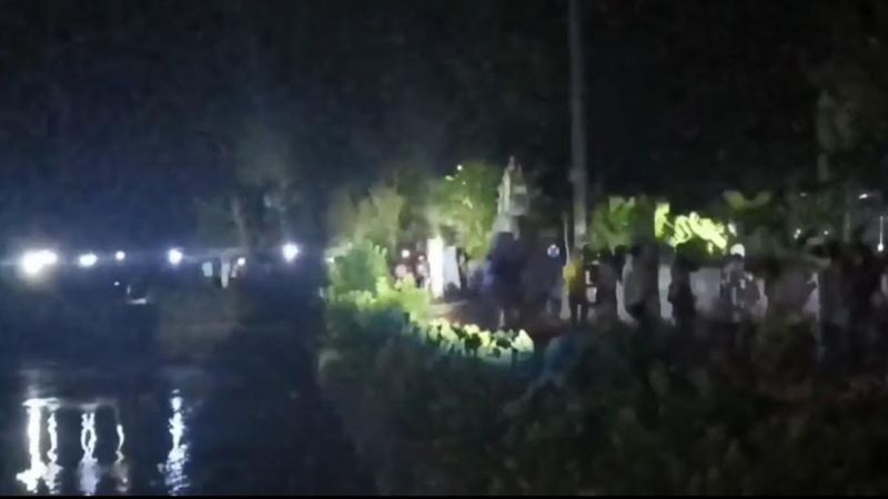 ফুটবল খেলা দেখতে গিয়ে তর্কাতর্কি: ব্রাহ্মণবাড়িয়ায় টর্চ লাইট জ্বালিয়ে দুই গ্রামবাসীর সংঘর্ষ