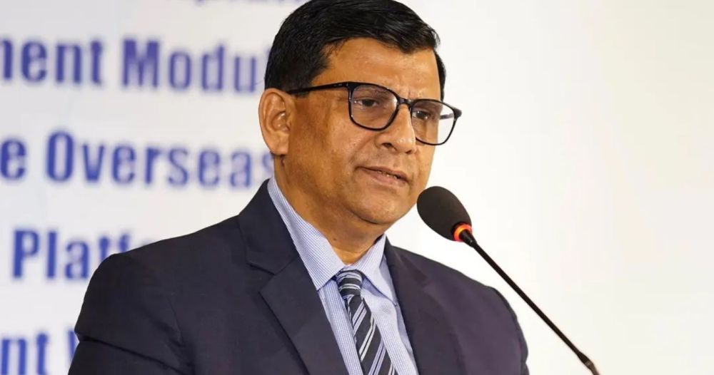 মালয়েশিয়ার বন্ধ শ্রমবাজার স্বচ্ছ প্রক্রিয়ায় চালুর কাজ চলছে: প্রবাসী কল্যাণ সচিব