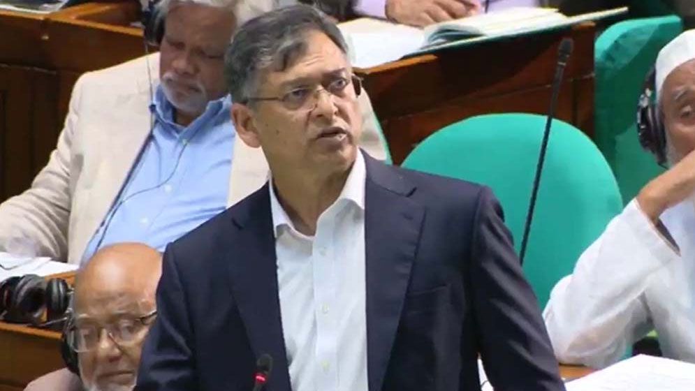 পুলিশের কেউ কেউ এখনো ফ্যাসিবাদী শক্তির সঙ্গে যোগাযোগ রাখছে: স্বরাষ্ট্রমন্ত্রী
