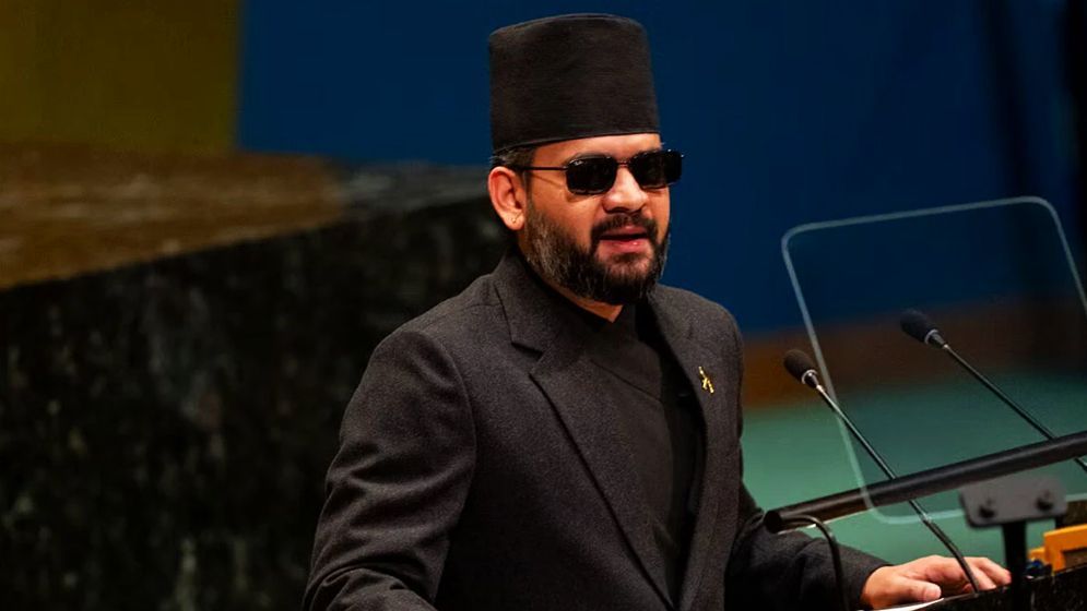 যুদ্ধের অস্ত্র দ্রুত পৌঁছায়, কিন্তু কৃষকের কাছে সার পৌঁছায় না: নেপালের প্রধানমন্ত্রী