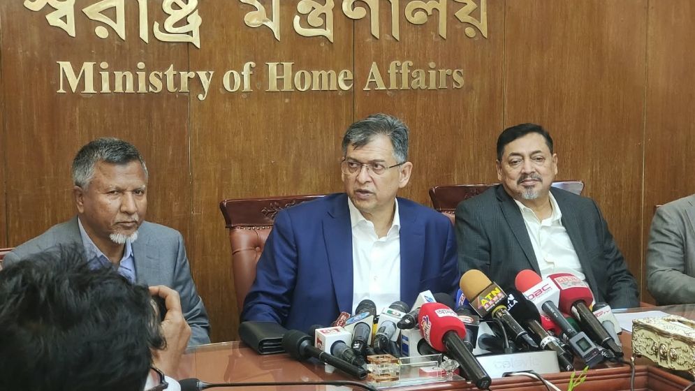৪৯তম বিসিএসের বাকি ৪৬ জনের প্রজ্ঞাপন সোমবার: স্বরাষ্ট্রমন্ত্রী