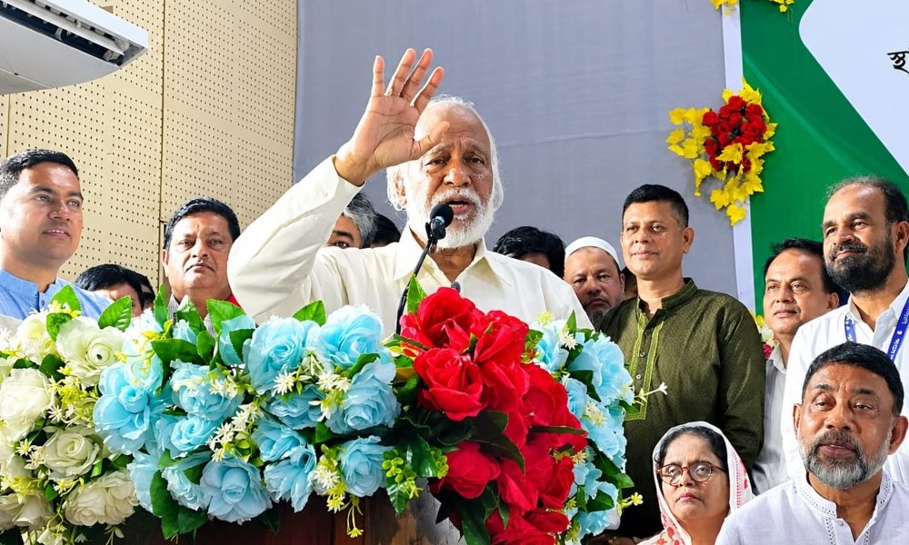 শিক্ষকরা শতভাগ বেতন সুবিধা পাচ্ছে এটা বিএনপি সরকারের অবদান: মঈন খান