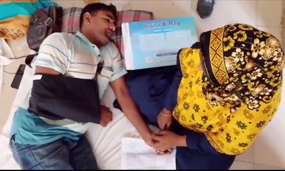 বাবার হত্যা মামলার বাদীকেই হত্যার চেষ্টার অভিযোগ