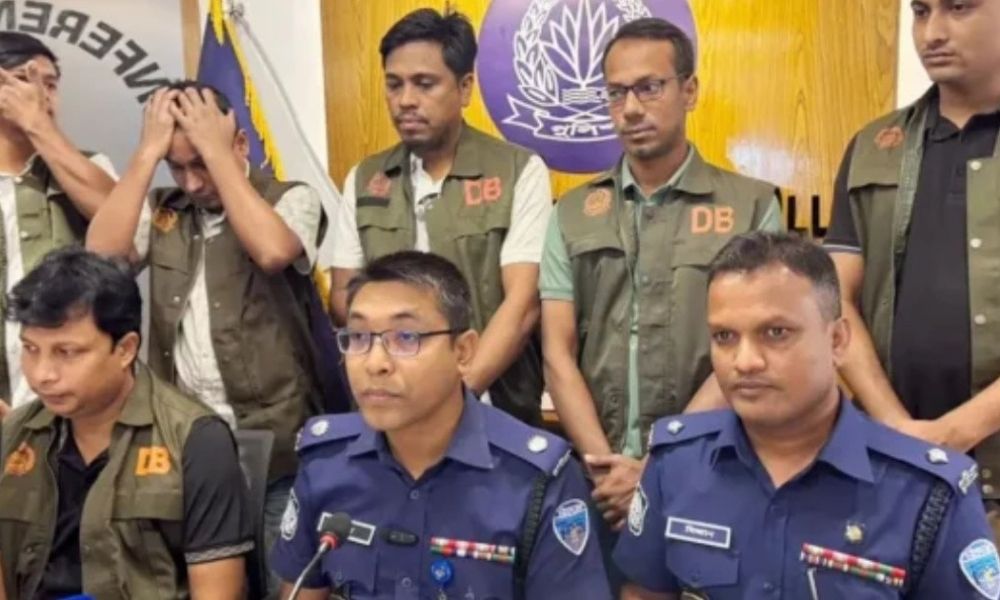 কুমিল্লায় স্কুলছাত্রীকে ধর্ষণের পর হত্যার অভিযোগ, চালক গ্রেপ্তার