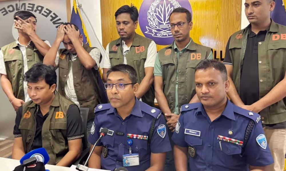 অটোরিকশাচালক সুমনই তাজমিনকে ধর্ষণের পর শ্বাসরোধে হত্যা করেন: পুলিশ